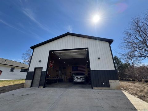 Tiny photo for 204 Iowa Ave SW Ave, Orange City, IA 51041 (MLS # 832275)