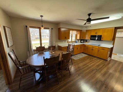 Tiny photo for 204 Iowa Ave SW Ave, Orange City, IA 51041 (MLS # 832275)