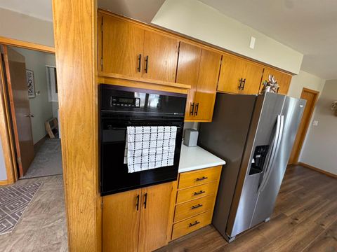 Tiny photo for 204 Iowa Ave SW Ave, Orange City, IA 51041 (MLS # 832275)