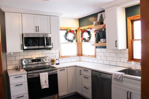 Tiny photo for 1005 Grant St, Boyden, IA 51234 (MLS # 831245)