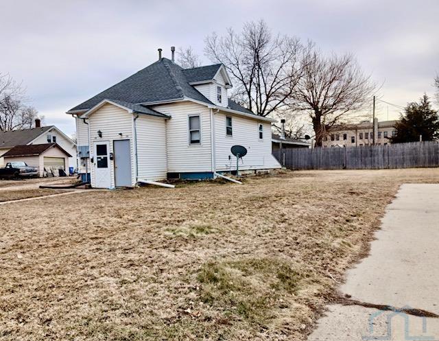 Photo 1 of 2 — 216-218 W Cedar, Vermillion, SD 57069
