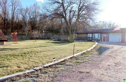 Single Family Residence in Homer NE 707 3rd St.jpg