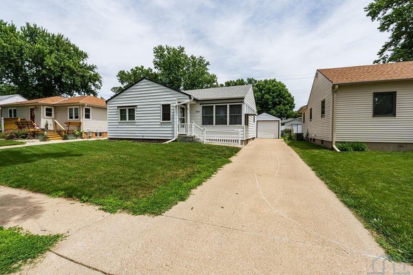 2816 S CORAL ST, SIOUX CITY, IA 51106 - Image e2462fd409430e736b7b449fccb2a0d2/706373267
