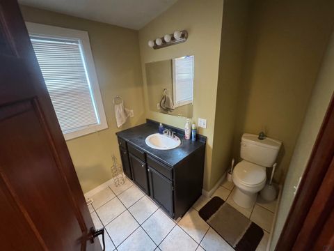 Tiny photo for 128 Boston Ave SE Ave, Orange City, IA 51041 (MLS # 831983)