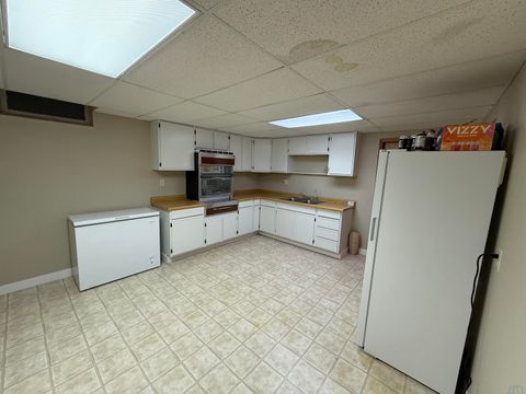 Tiny photo for 1200 Kahler Court, Sheldon, IA 51201 (MLS # 831721)