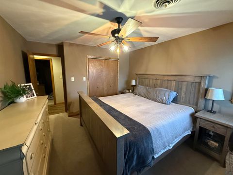 Tiny photo for 1200 Kahler Court, Sheldon, IA 51201 (MLS # 831721)