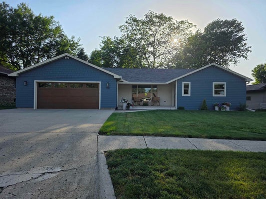 700 23RD AVE, SHELDON, IA 51201 - Image e46e5fef4ca790e9406be3b8fdfc1c19/1431208707