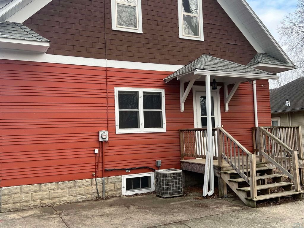 Photo of 320 Delaware Ave SW Ave, Orange City, IA 51041 (MLS # 832133)