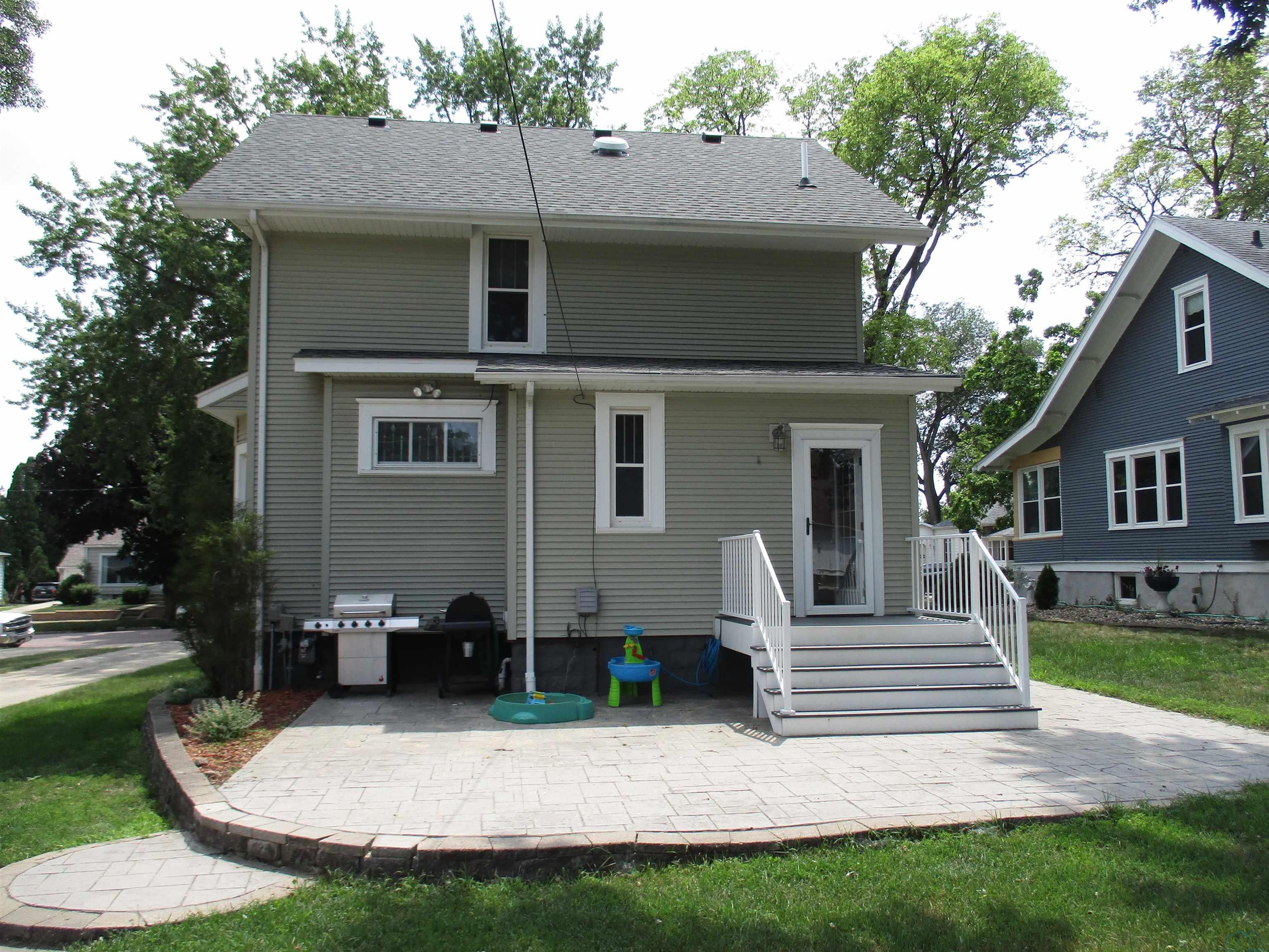 1126 W Cedar Street - Photo 4