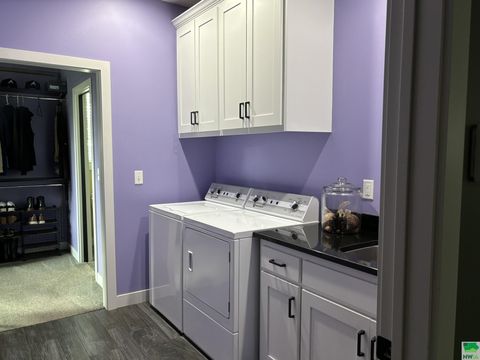 Tiny photo for 925 Sunrise Trail, Sioux Center, IA 51250 (MLS # 825920)