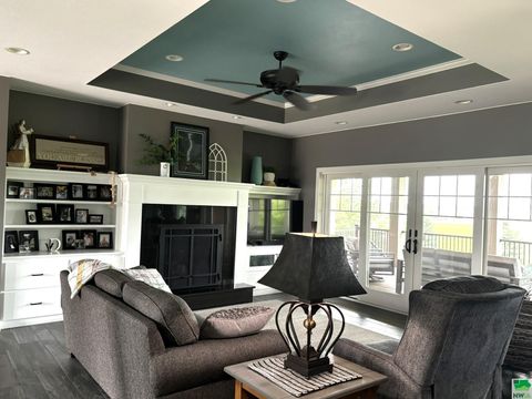 Tiny photo for 925 Sunrise Trail, Sioux Center, IA 51250 (MLS # 825920)