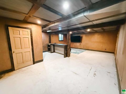 Tiny photo for 314 3rd St, Maurice, IA 51036 (MLS # 830045)