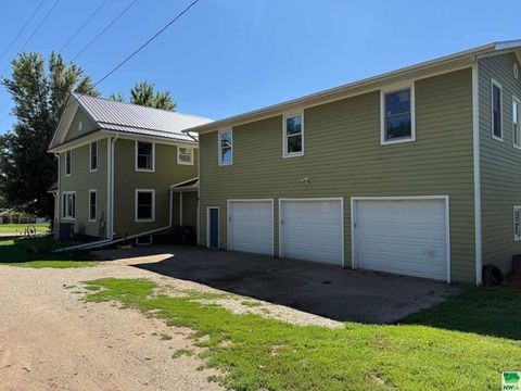 Tiny photo for 314 3rd St, Maurice, IA 51036 (MLS # 830045)