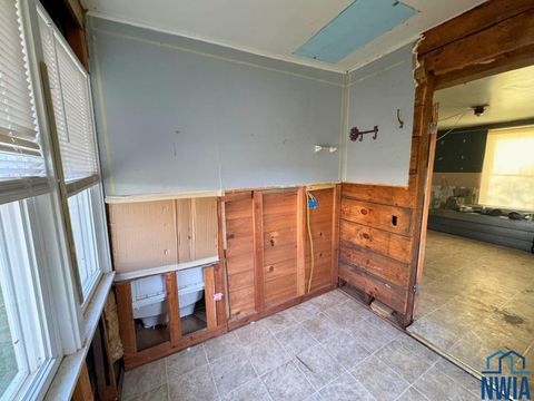 Tiny photo for 811 6th Avenue, Alton, IA 51003 (MLS # 830640)