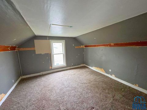 Tiny photo for 811 6th Avenue, Alton, IA 51003 (MLS # 830640)