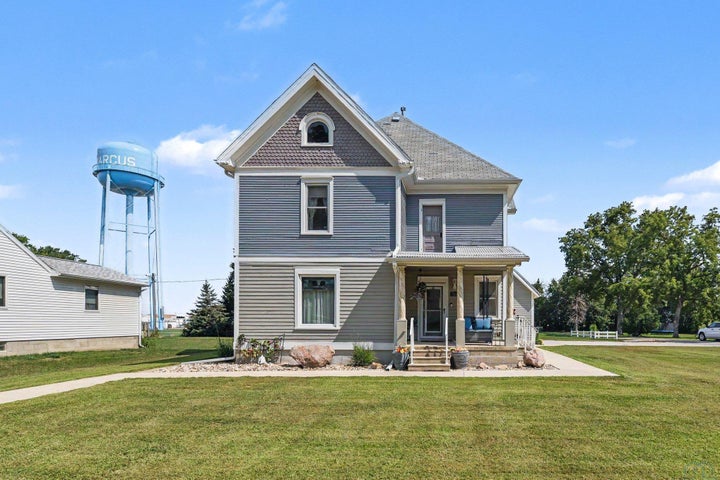 Photo 1 of 35 — 708 E Cedar St, Marcus, IA 51035