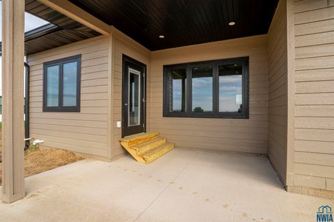 Tiny photo for 708 17th St SE, Orange City, IA 51041 (MLS # 828497)