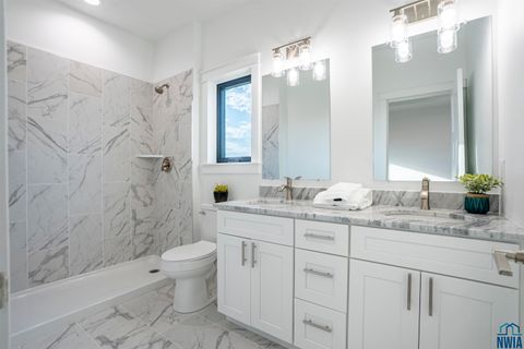 Tiny photo for 708 17th St SE, Orange City, IA 51041 (MLS # 828497)