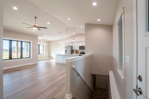 Tiny photo for 708 17th St SE, Orange City, IA 51041 (MLS # 828497)