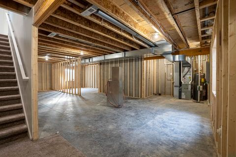 Tiny photo for 708 17th St SE, Orange City, IA 51041 (MLS # 828497)