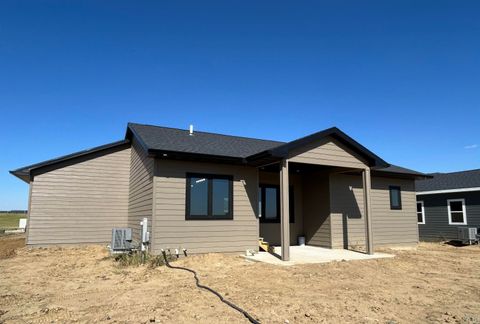 Tiny photo for 708 17th St SE, Orange City, IA 51041 (MLS # 828497)
