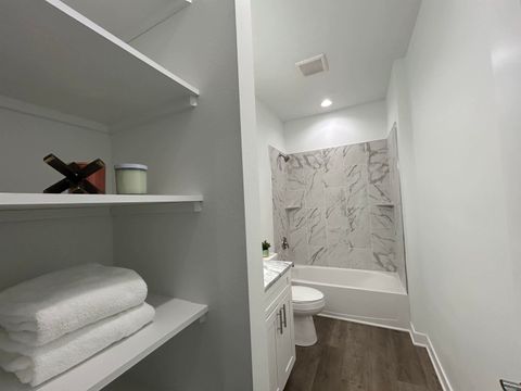 Tiny photo for 708 17th St SE, Orange City, IA 51041 (MLS # 828497)