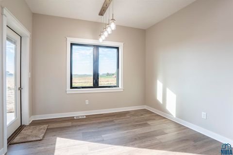 Tiny photo for 708 17th St SE, Orange City, IA 51041 (MLS # 828497)