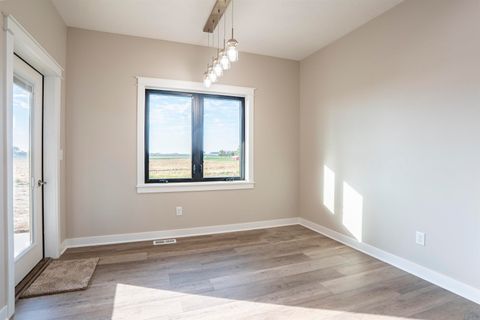 Tiny photo for 708 17th St SE, Orange City, IA 51041 (MLS # 828497)