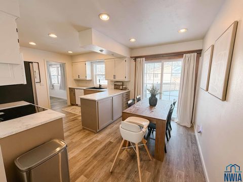 Tiny photo for 224 Georgia Ave SW Ave, Orange City, IA 51041 (MLS # 831136)