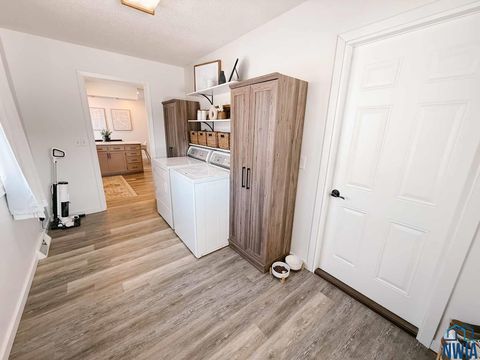 Tiny photo for 224 Georgia Ave SW Ave, Orange City, IA 51041 (MLS # 831136)