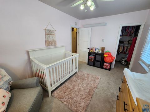 Tiny photo for 725 1st Ave. SW Ave, Sioux Center, IA 51250 (MLS # 831106)