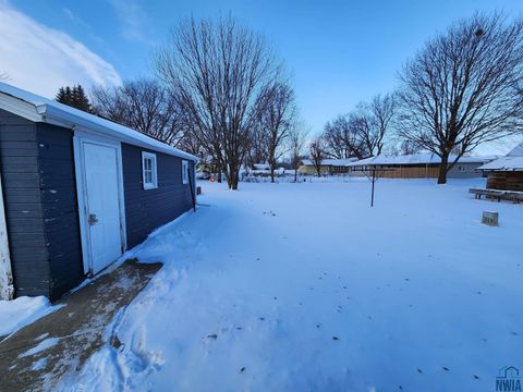 Tiny photo for 725 1st Ave. SW Ave, Sioux Center, IA 51250 (MLS # 831106)