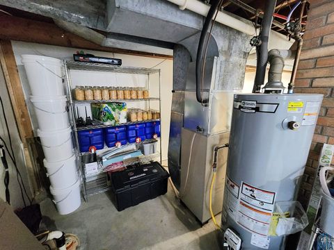 Tiny photo for 725 1st Ave. SW Ave, Sioux Center, IA 51250 (MLS # 831106)