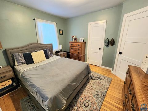 Tiny photo for 725 1st Ave. SW Ave, Sioux Center, IA 51250 (MLS # 831106)