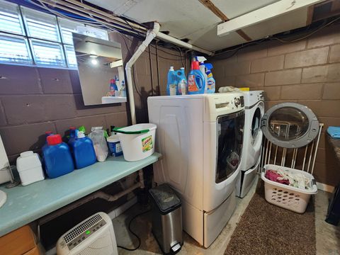 Tiny photo for 115 5th St SE St, Orange City, IA 51041 (MLS # 831896)