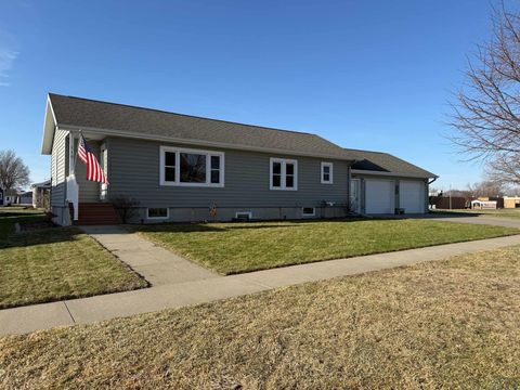 Tiny photo for 110 5th St NE, Orange City, IA 51041 (MLS # 832380)