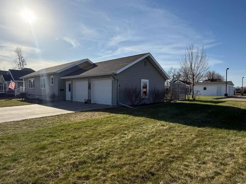 Tiny photo for 110 5th St NE, Orange City, IA 51041 (MLS # 832380)