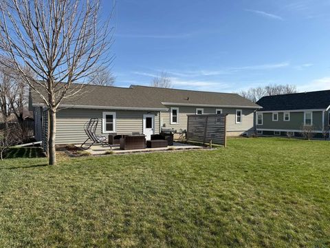 Tiny photo for 110 5th St NE, Orange City, IA 51041 (MLS # 832380)