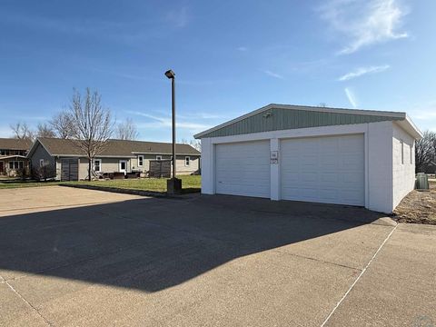 Tiny photo for 110 5th St NE, Orange City, IA 51041 (MLS # 832380)