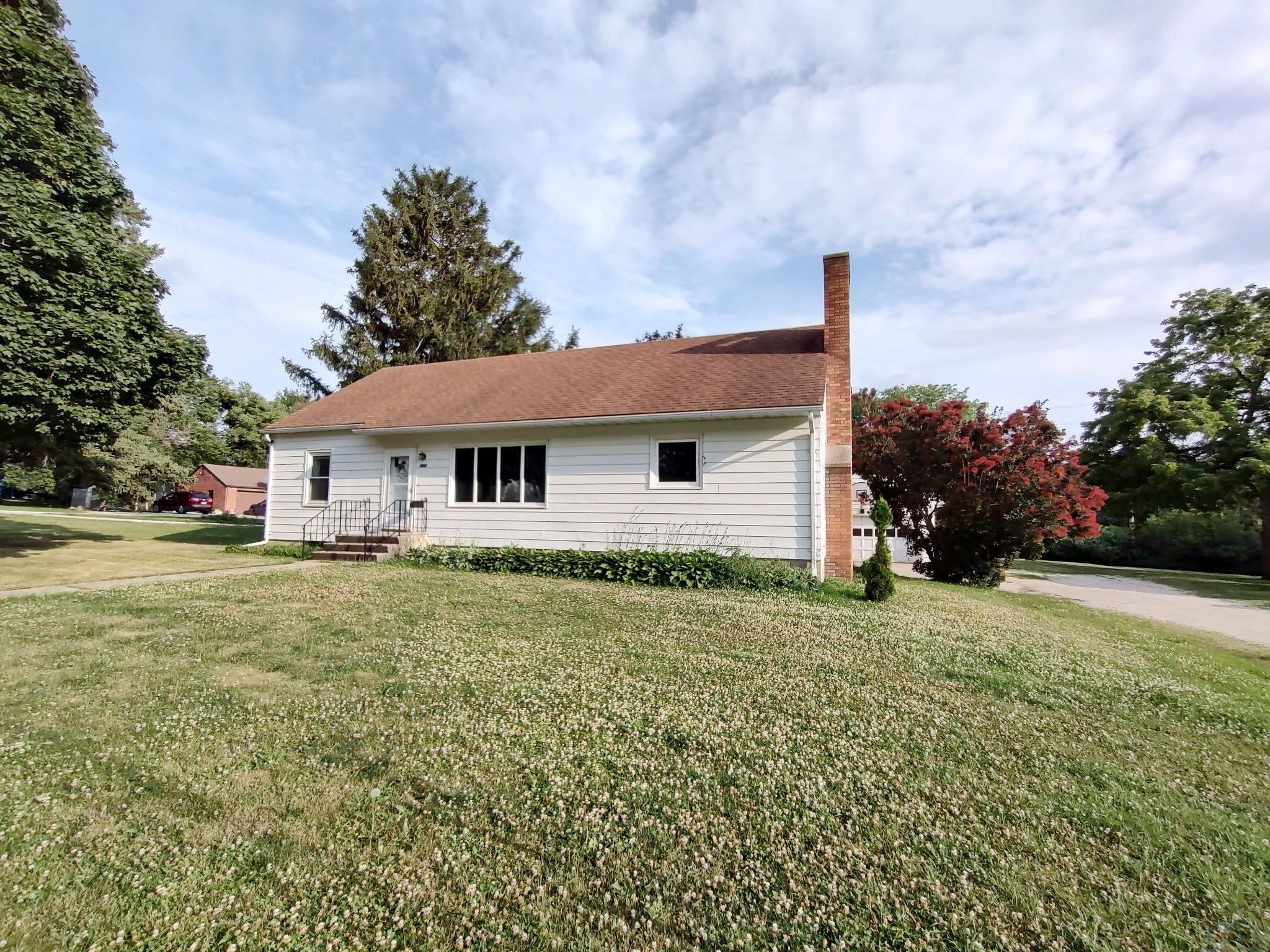Photo 1 of 18 — 500 Morningside Drive, Sac City, IA 50583