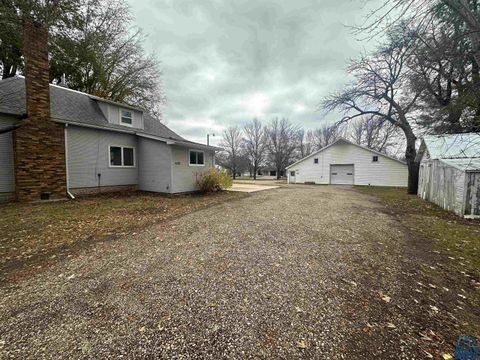 Tiny photo for 1140 14th Street, Sheldon, IA 51201 (MLS # 826979)