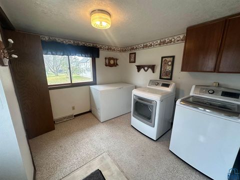 Tiny photo for 1140 14th Street, Sheldon, IA 51201 (MLS # 826979)