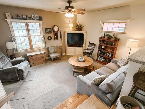 Tiny photo for 413 Central Ave SE Ave, Orange City, IA 51041 (MLS # 831986)