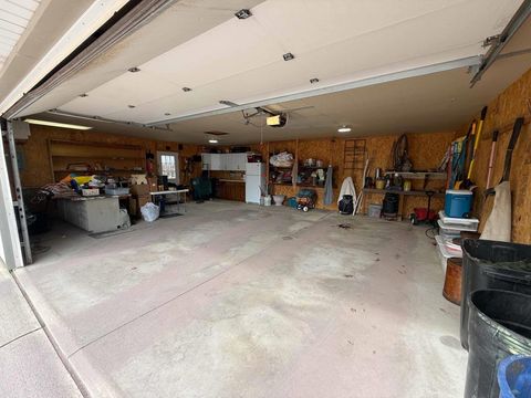 Tiny photo for 413 Central Ave SE Ave, Orange City, IA 51041 (MLS # 831986)