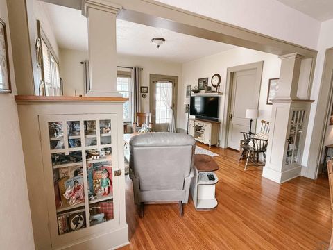 Tiny photo for 413 Central Ave SE Ave, Orange City, IA 51041 (MLS # 831986)