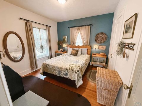 Tiny photo for 413 Central Ave SE Ave, Orange City, IA 51041 (MLS # 831986)