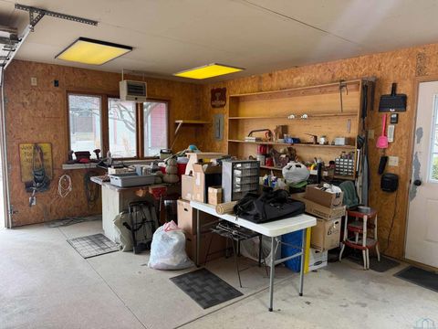 Tiny photo for 413 Central Ave SE Ave, Orange City, IA 51041 (MLS # 831986)