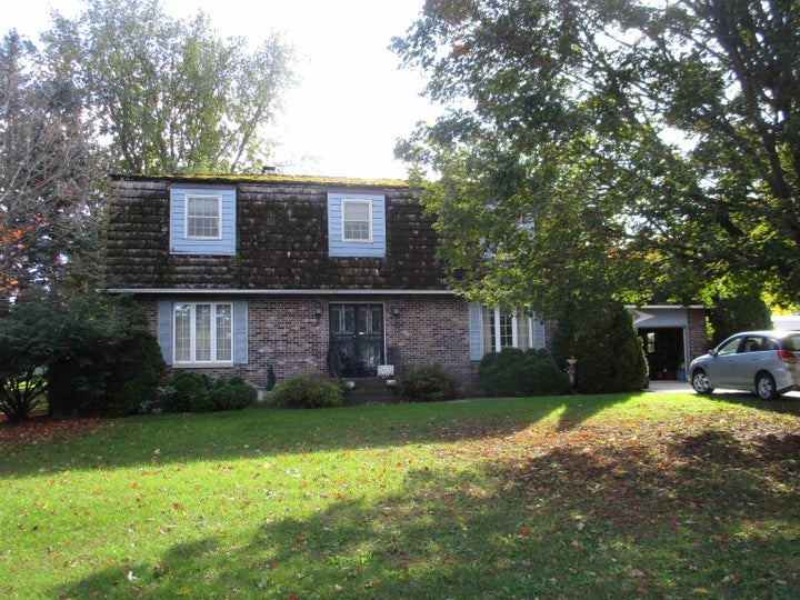Photo 1 of 20 — 310 E Garfield, Laurens, IA 50554