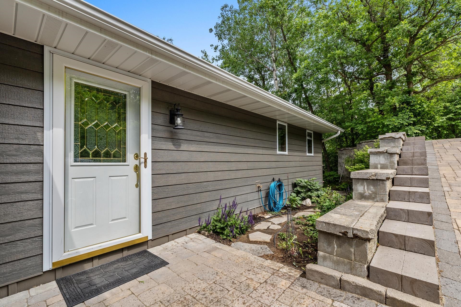 47 NORTH LAKE PARK ROAD