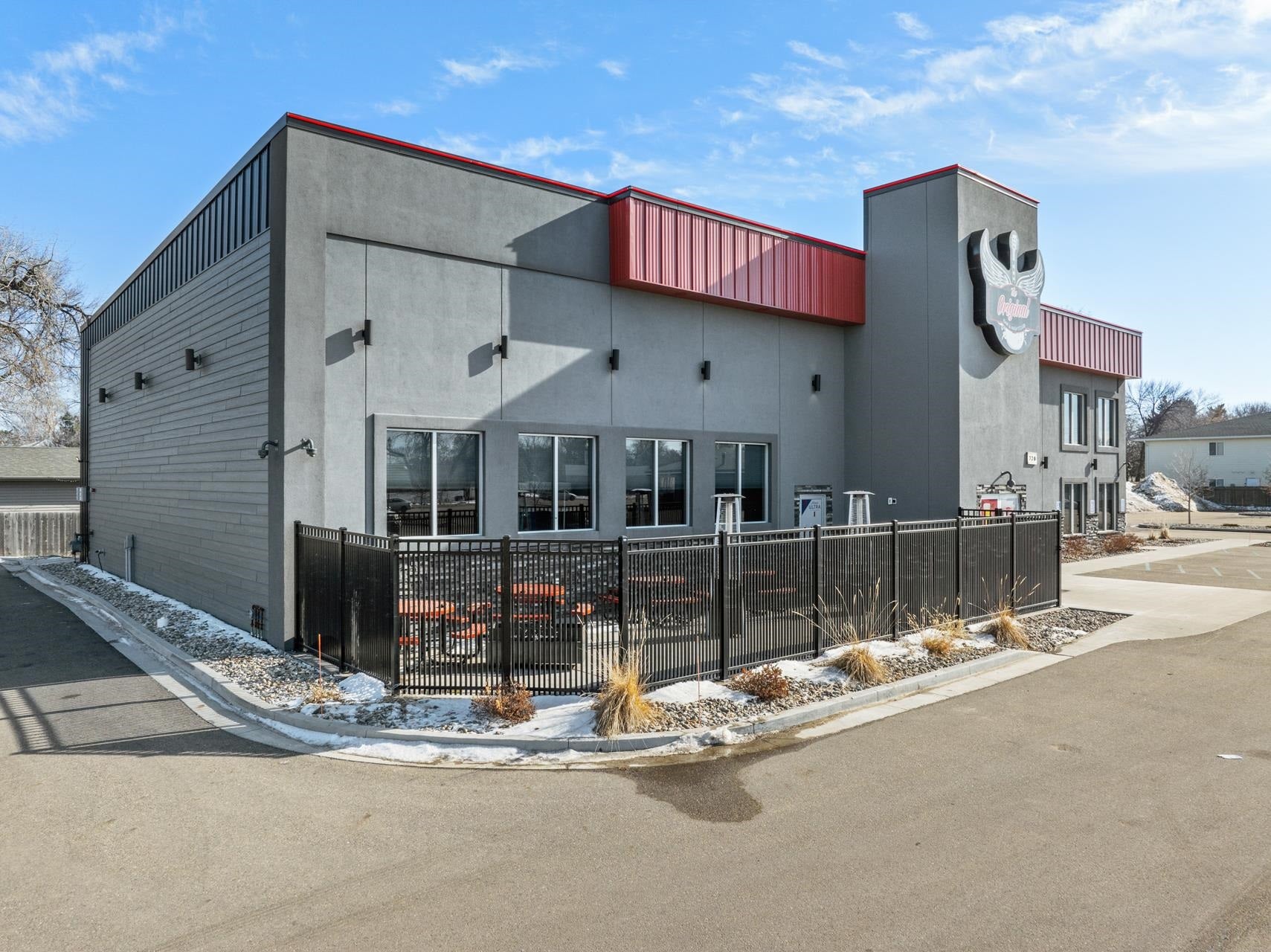 720 N Broadway